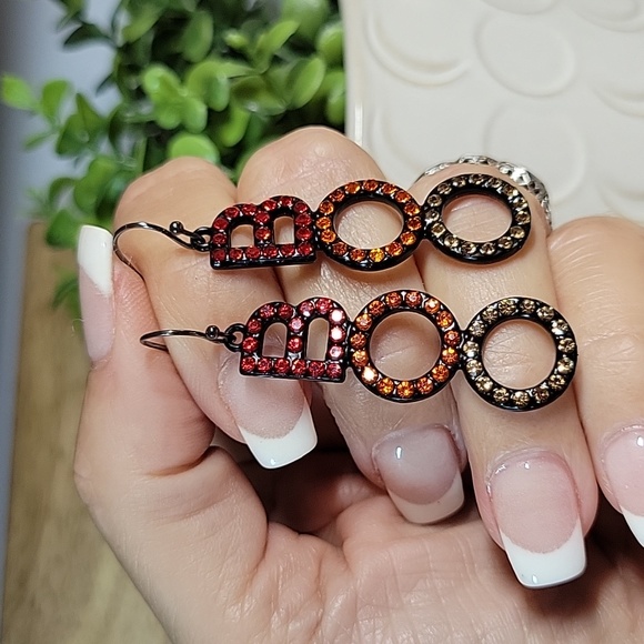 Sparkle BOO Drop Earrings - Picture 4 of 5